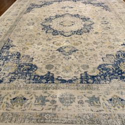 Rug - 8x10 Ivory And Blue 