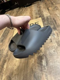 Adidas Yeezy Slides ‘Granite’ 2023 Size 12 No Box