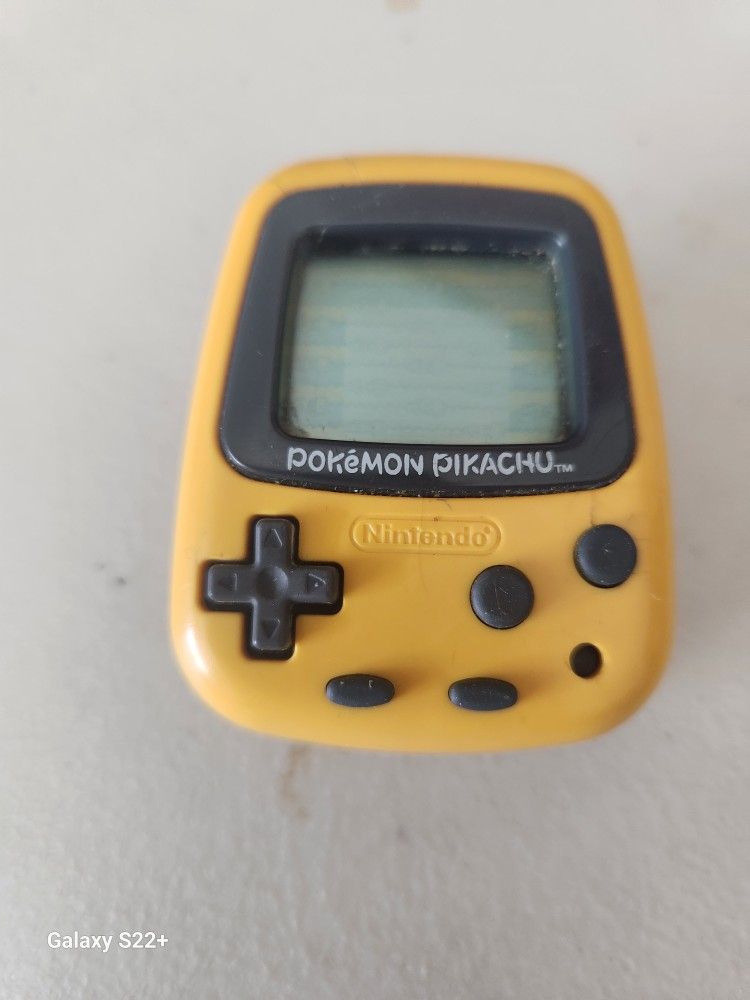 Nintendo Pocket Pikachu 1998 Pokemon Pedometer Virtual pet