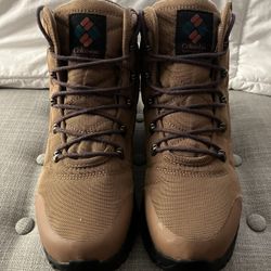 Columbia Fairbanks Omni-Heat Boot