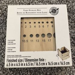 Loops & Thread Yarn Storage Box - 6.5” X 6.5” - NEW