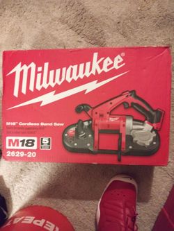 M18 cordless band saw