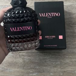 Valentino Born In Roma Intense 
