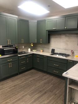Cabinets shaker style