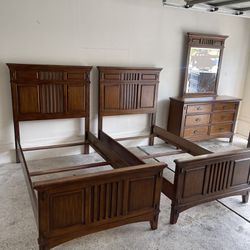 4pc Twin Bedroom Set with Vanity Mirror & Chest