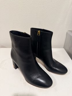 NEW Tory Burch Black Leather Ankle Boots - Size 6
