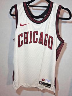 Chicago bulls size L
