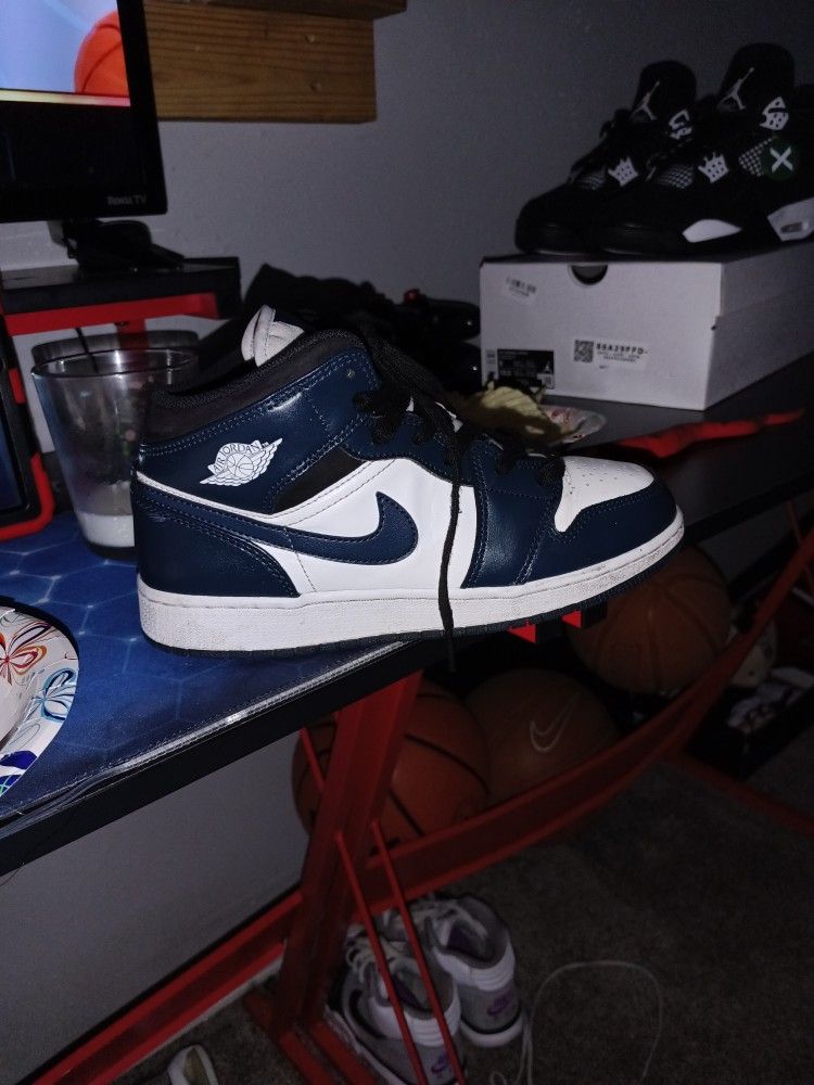 Jordan 1