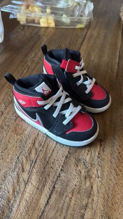 Nike Jordan Size 9