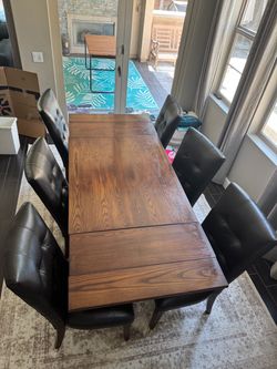 Solid Wood Dining Room Table w/ 6 chairs