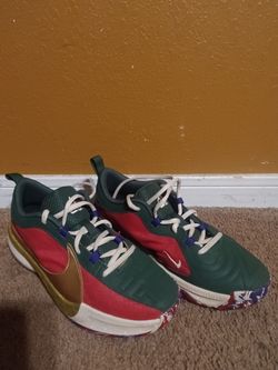 Boys Nike Freak 5