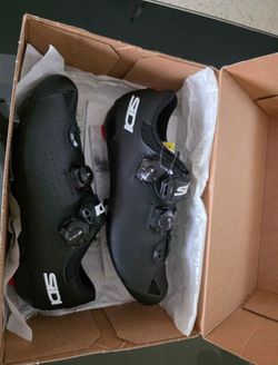 Sidi Genius cycling road bike shoes, Size 42.5 =8.5