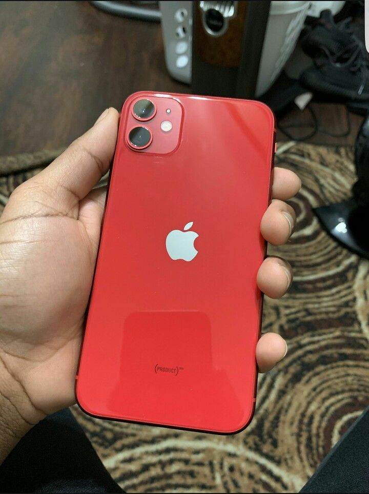 Iphone 11 Red Unlocked 256gb for Sale in Arlington Heights, IL