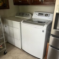 LG Direct Drive Washer Whirlpool Dryer Large