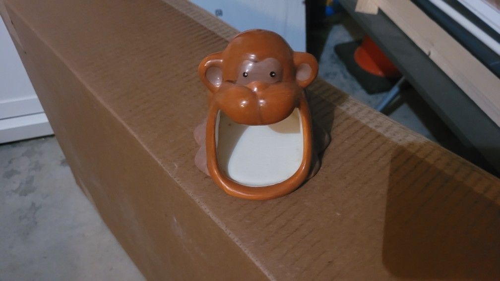 Monkey Ceramic Sponge Holder