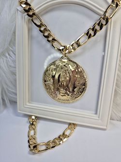 Men's Necklace and Virgen Charm 14K Gold plated high quality jewelry hypoallergenic waterproof non tarnish 85$
