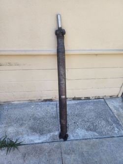 MUSTANG 5.0 - 5 speed driveshaft T5