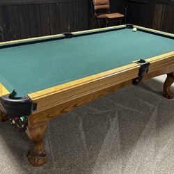 8 FT POOL TABLE