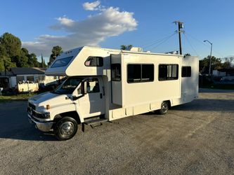 2008 Chateau Super C 32Ft