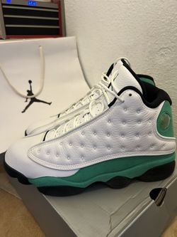 New Jordan Lucky Green 13s Size 9.5
