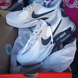 Nike Air Max Size 10.5 Mens