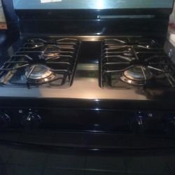 Amana Gas Range