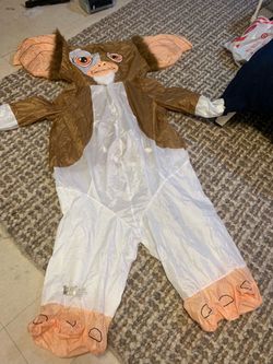 adult costume with cooling fan