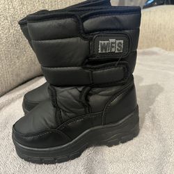 Toddler Snow Boots Size 9