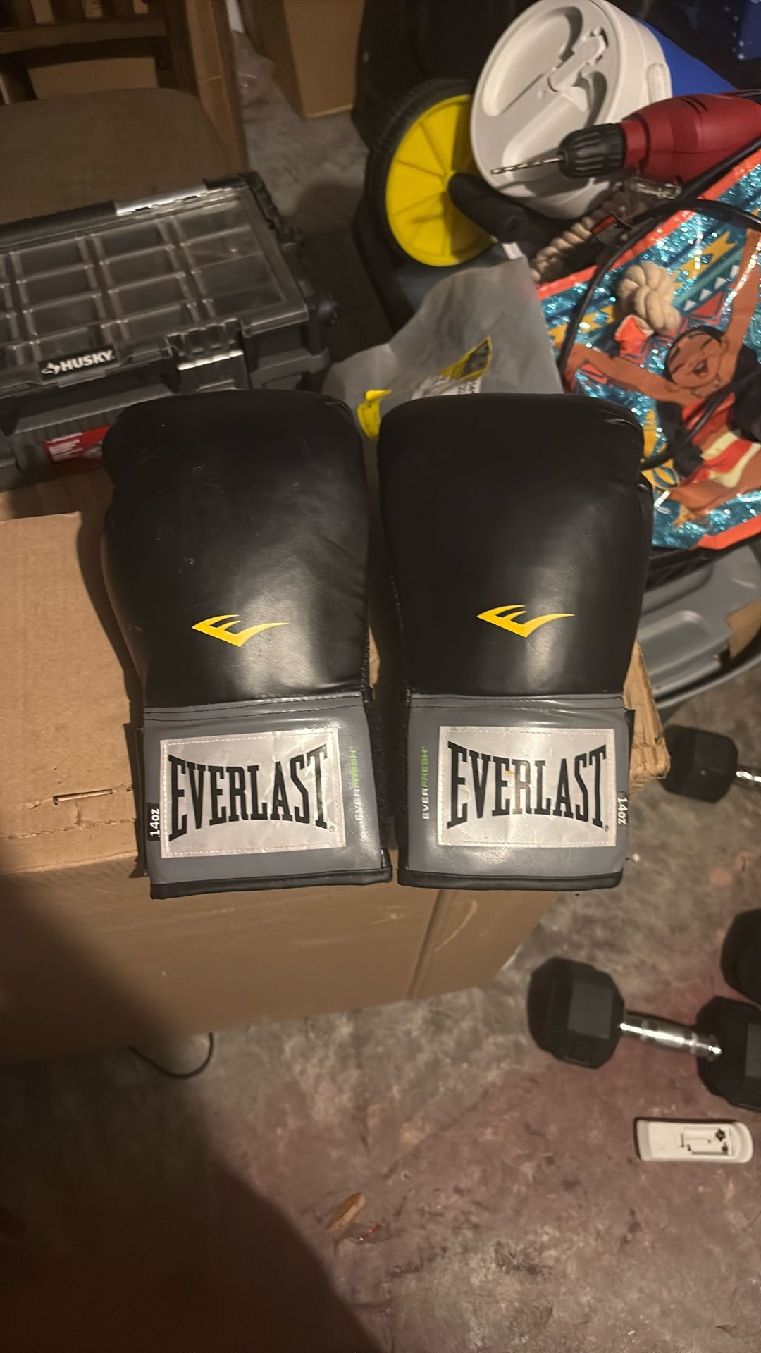 6 oz boxing gloves