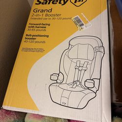 Safety 1st Grand 2-in-1 Booster