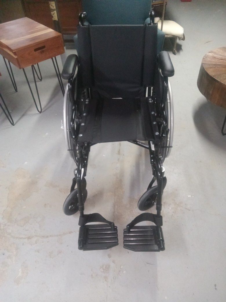 New Tracer SX 5 Wheel Chair 16" Seat