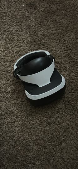 PlayStation 4 vr headset and controller (obo)