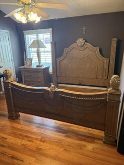 King Bed Frame & King Mattress