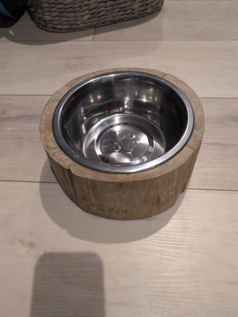 Rustic Wood Based Medium Pet Bowl