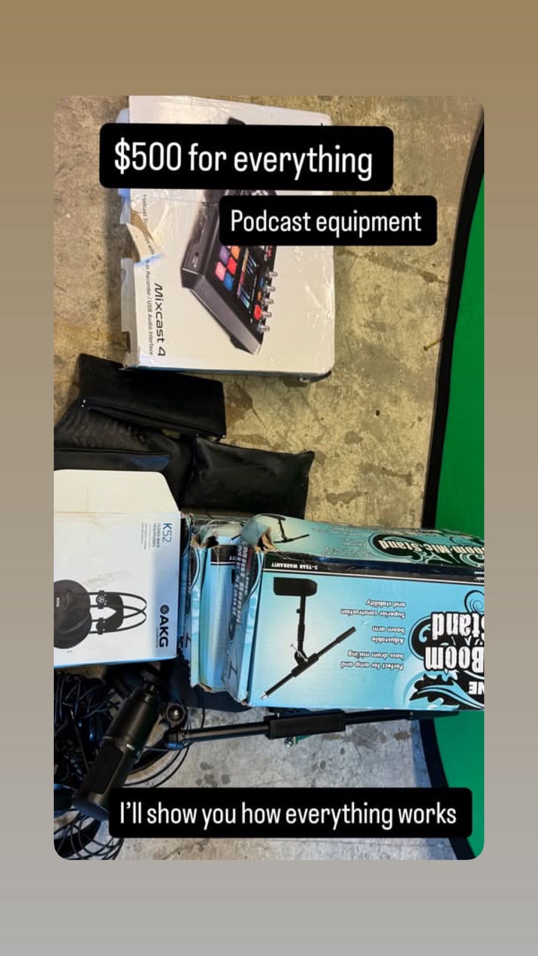 Whole Podcast Equipment Set Up 