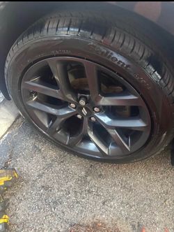Dodge Charger  Rims & Tires