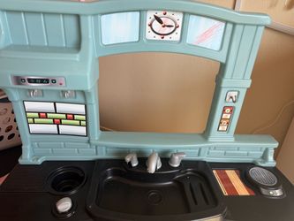 Play Kitchen