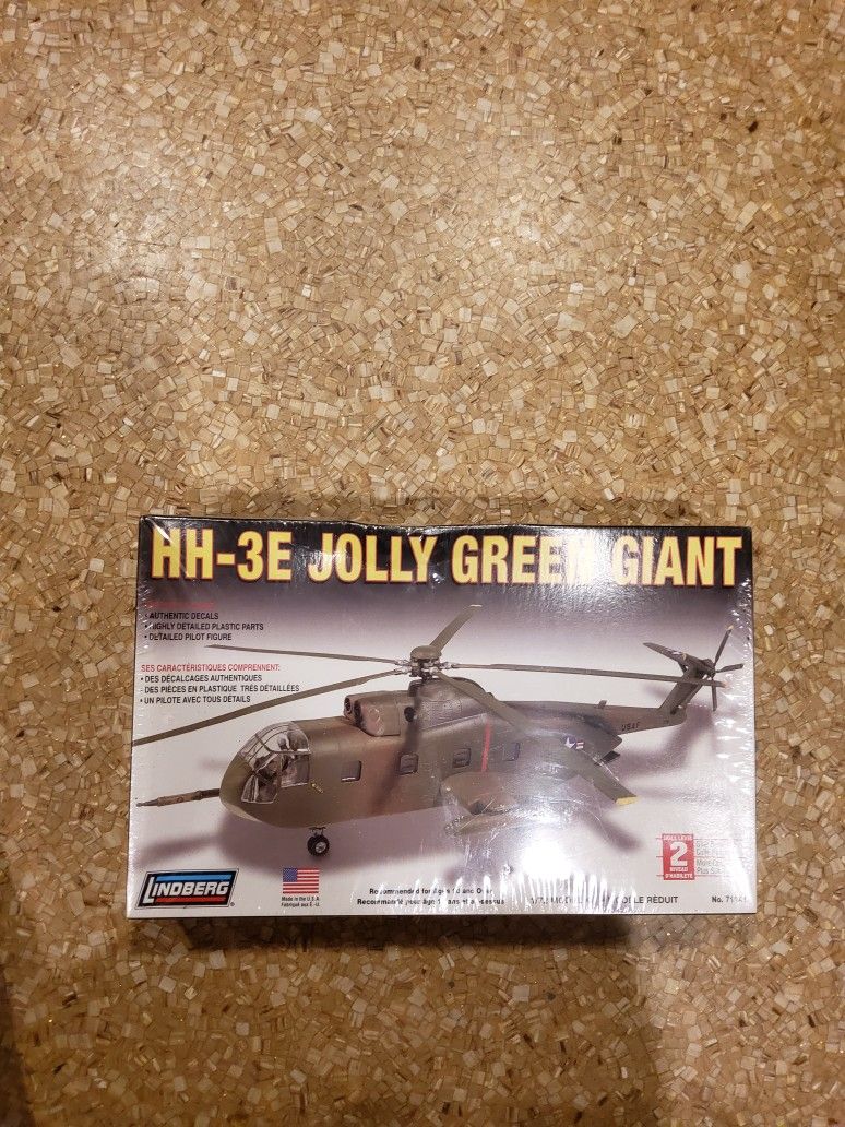 Lindberg HH-3E JOLLY GREEN GIANT 1:72nd scale