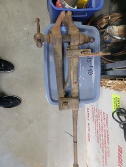 Antique Vise
