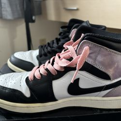 Jordan 1 Mid 