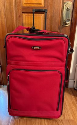 3-Piece Red Luggage Set - Large / Medium / Carry-On Rolling