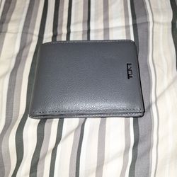 Tumi Wallet