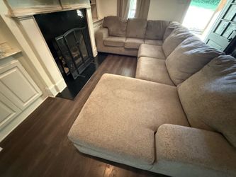 Large Grey U-Shaped Sectional Sofa — Seats 7+, Solid Frame