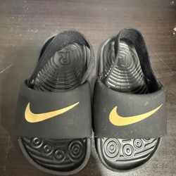 Baby Nike Sandals Size 6c
