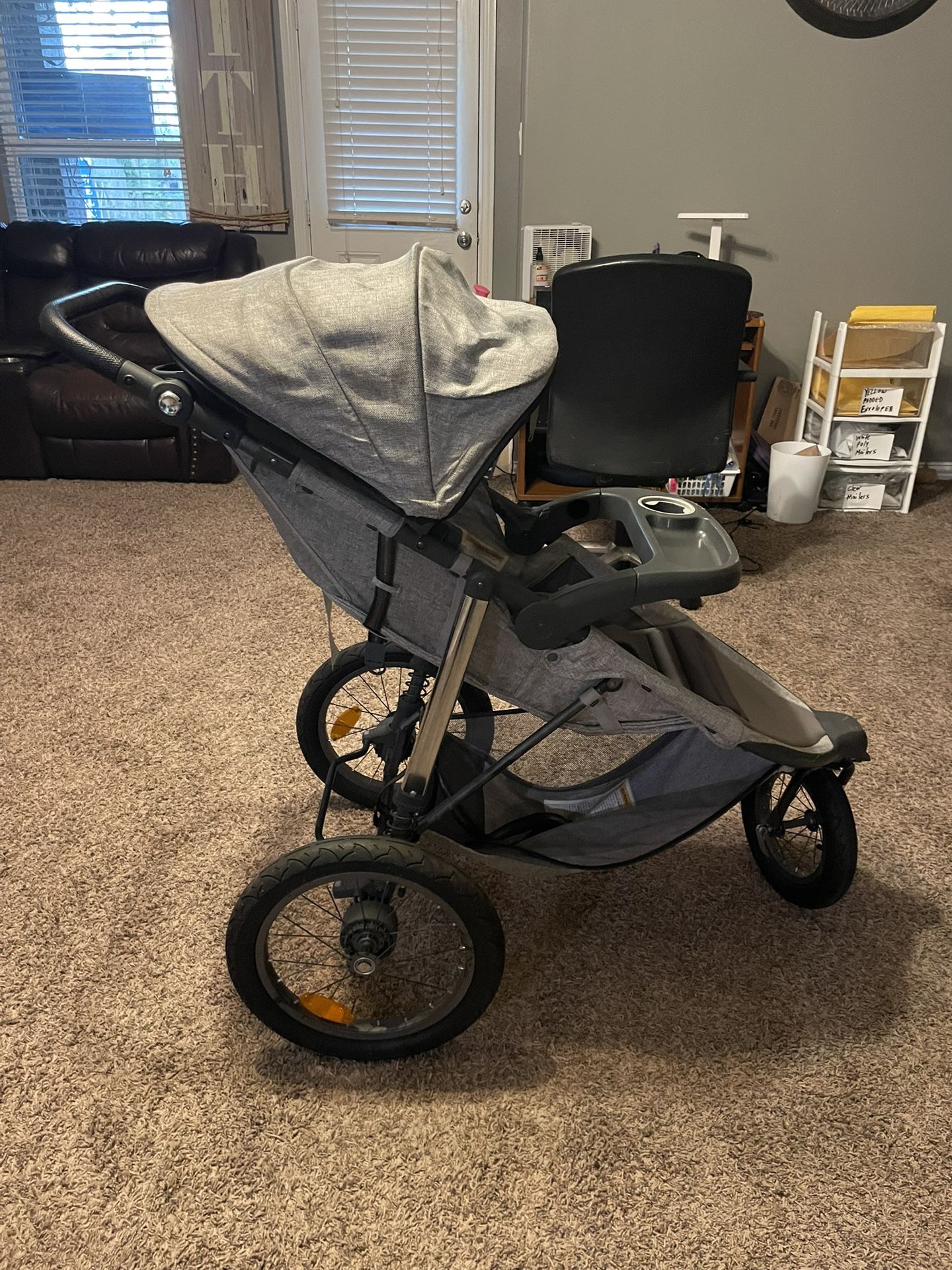Monbébé 3-Wheel Jogging Stroller