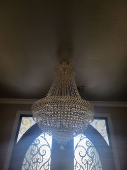 Chandeliers in good condition