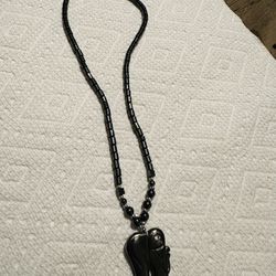 NEW OBSIDIAN STONE NECKLACE WITH CHARM BEATIFUL PERFECT CONDITION 