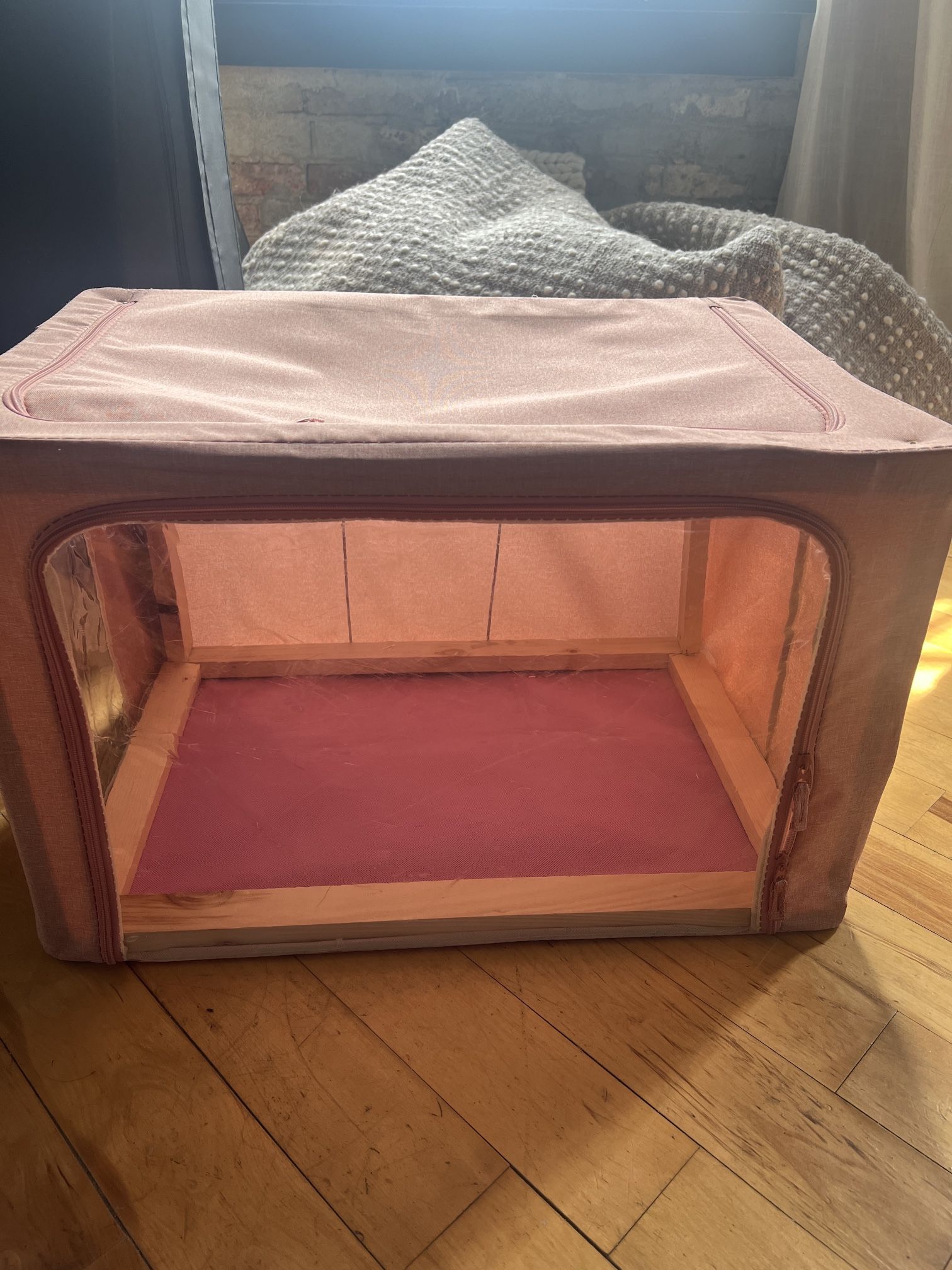 8 Storage Bins