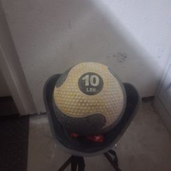 10 lb medicine ball.