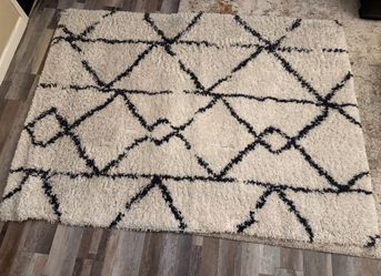 White Shag Rug with Black Geometric Pattern 5x7